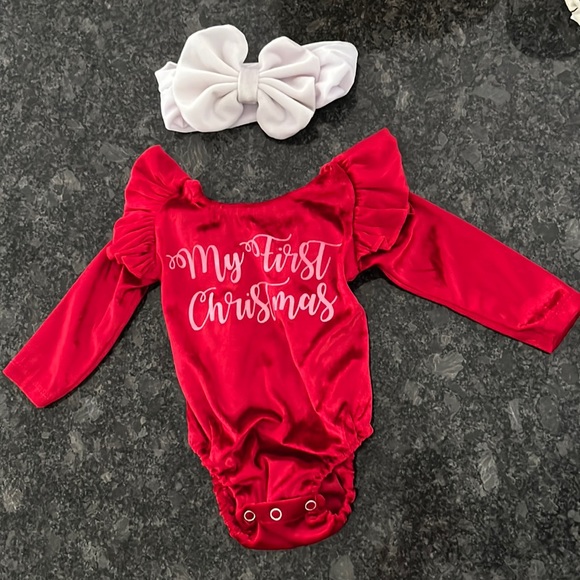 My First Christmas Outfit - Picture 1 of 7